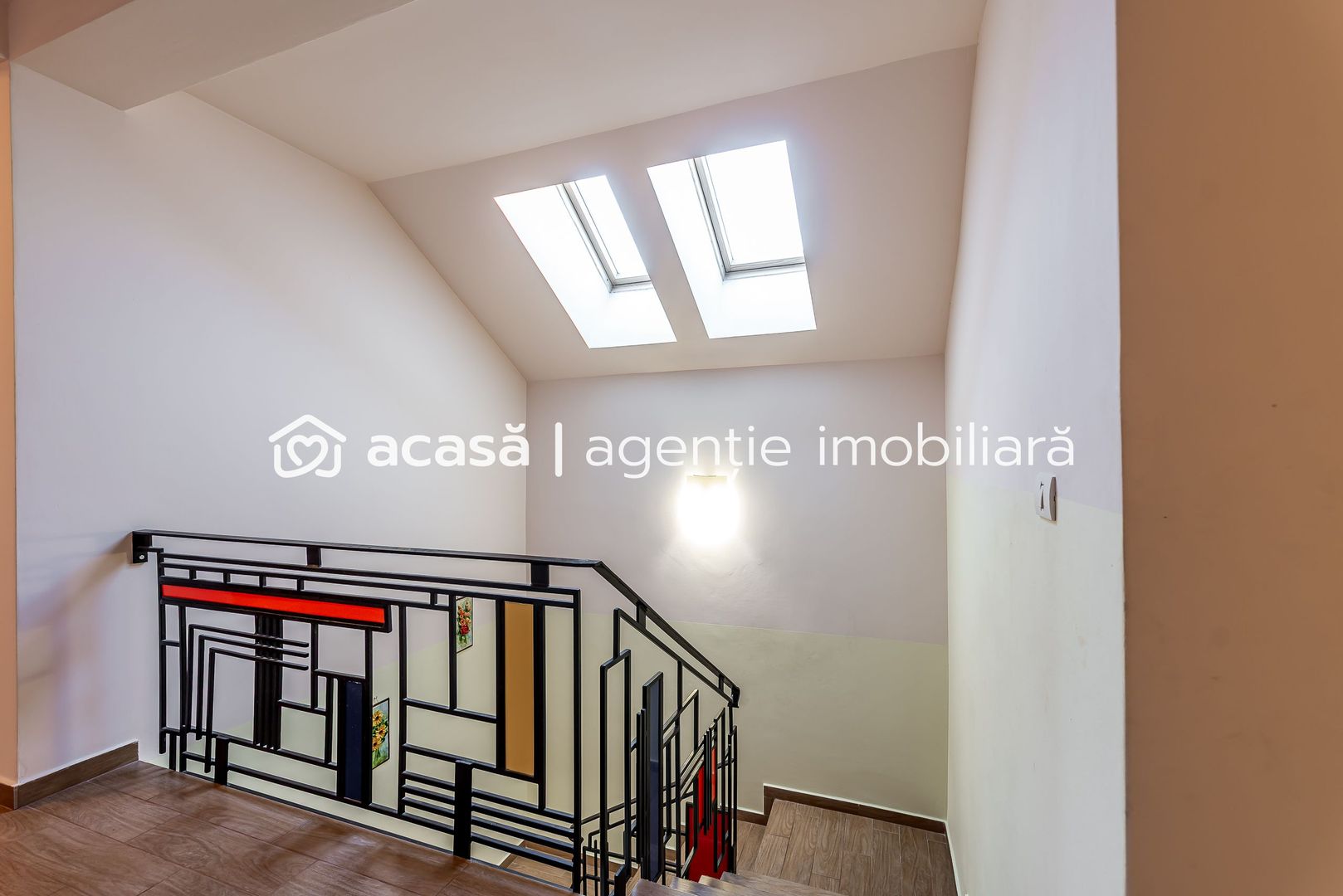 Casă SMART / 5 camere, teren 720 mp, fotovoltaice 13 kW, Aradul Nou - Poză 9