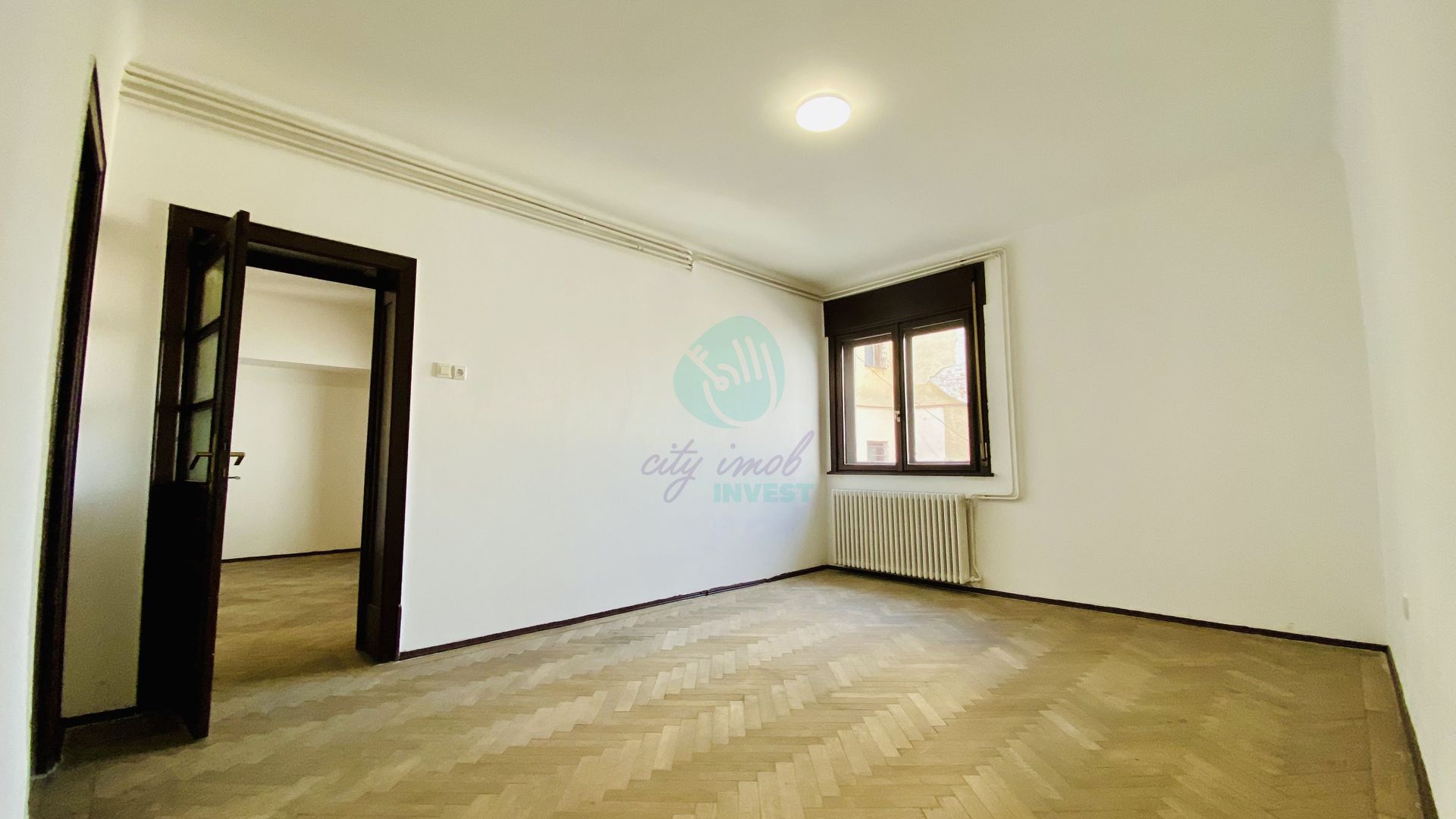 Apartament spatios cu 4 camere - Banu Manta - Poză 4