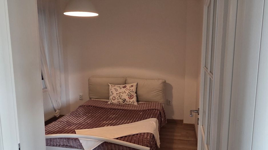 Apartament 3 camere si loc de parcare - Poză 13