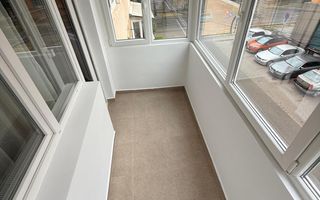 2 camere| Olimpia| apartament superb| balcon inchis| lift| centrala| - Poză 7