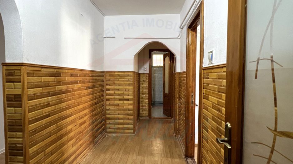 Apartament luminos cu 3 camere decomandate, 67 mp, Micro 13 – 62.900 € - Poză 10
