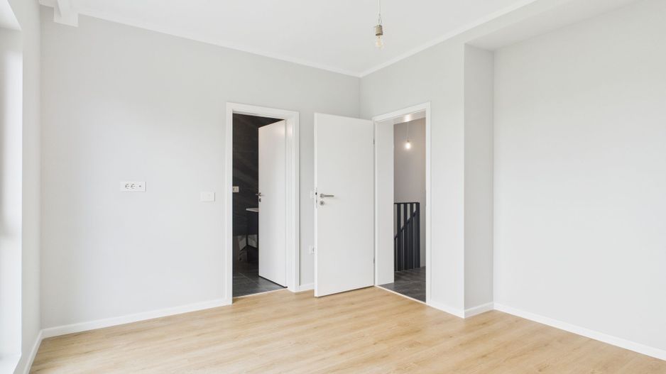 Casă Nouă si Modernă în  Remetea Mare - Poză 19