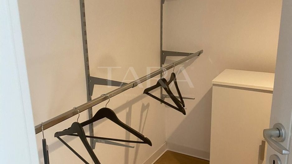 Nou, mobilat, nelocuit, apartament 3 camere. Garaj și boxă. Floresti. - Poză 17