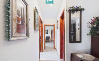 Apartament cu 3 camere, în orașul Sebiș, Arad - Poză 1