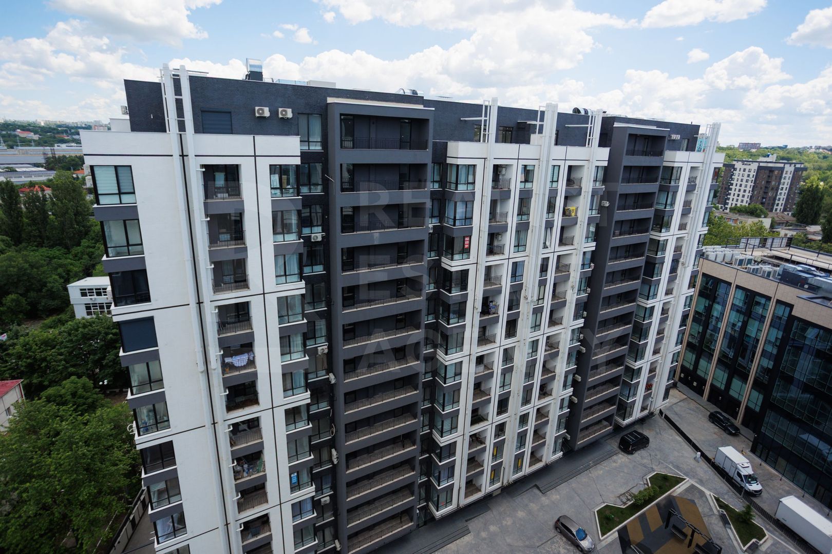 Vânzare, apartament, 2 camere, str. Calea Ieșilor, Sculeni - Poză 35
