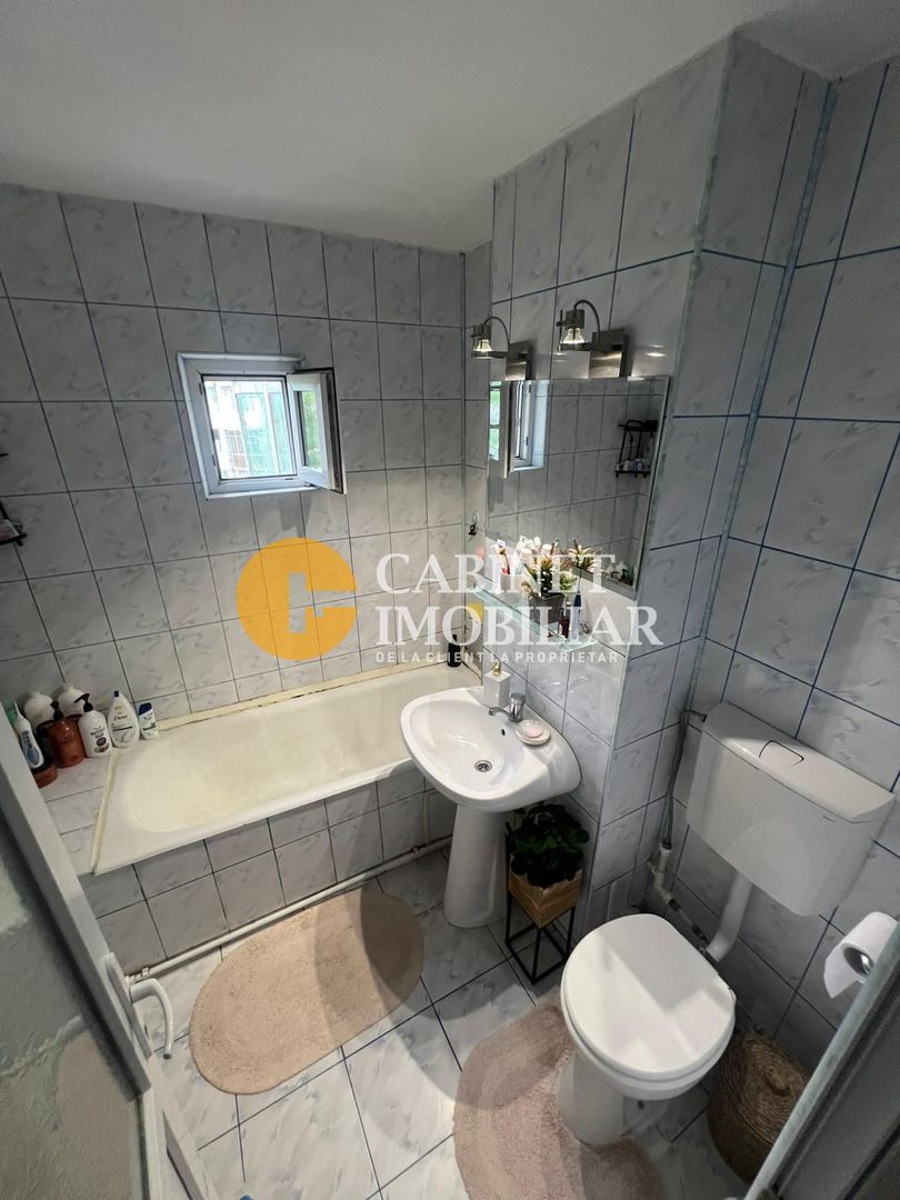 Apartament 3 Camere - SEMICENTRAL - Poză 4