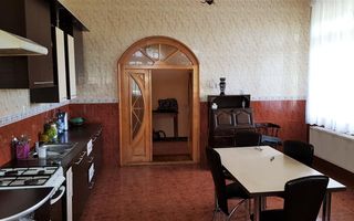 Casa de vanzare Cetate pretabila ca pensiune - Poză 10