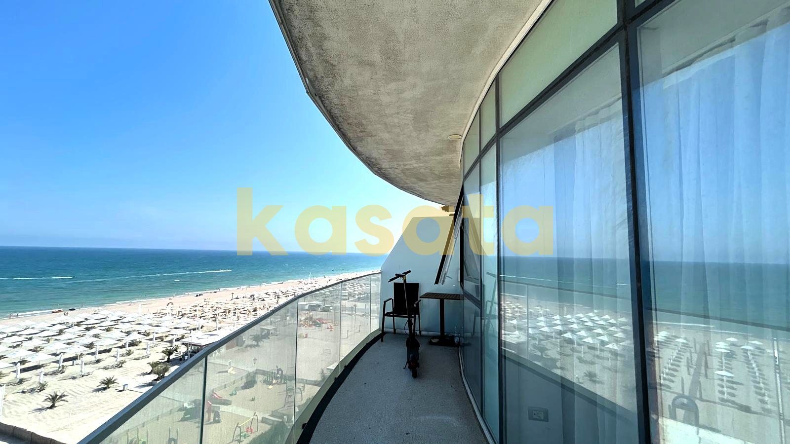 3 camere I White Tower I vedere panoramica I terasa 27 mp I et 7 - Poză 25