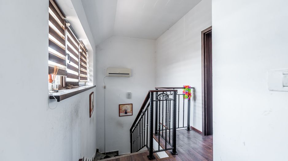 Casa 96mp utili Via Carmina-zona linistita - Poză 2