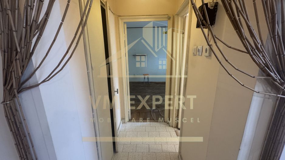 APARTAMENT 2 CAMERE ETAJ 2 CAMPULUNG - Poză 6