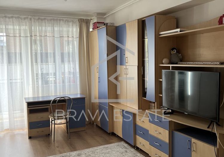 Apartament 41mp renovat recent, balcon, zona Iulius Mall - Poză 1