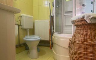 Oportunitate:clinica, birouri etc! Vanzare casa cu 4 camere-Targoviste - Poză 8