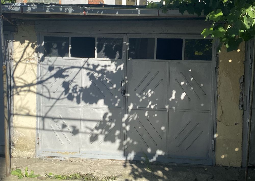 Apartament cu 3 camere si garaj, zona centrala. - Poză 8