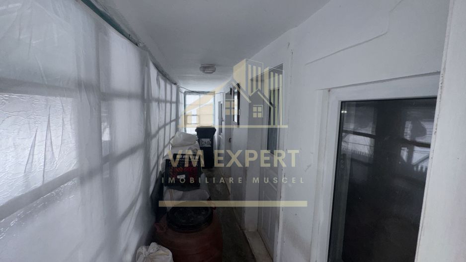 ANSAMBLU DE CASE CU 5 CAMERE 110MP TEREN 2530 MP BUGHEA DE JOS ARGEȘ - Poză 15