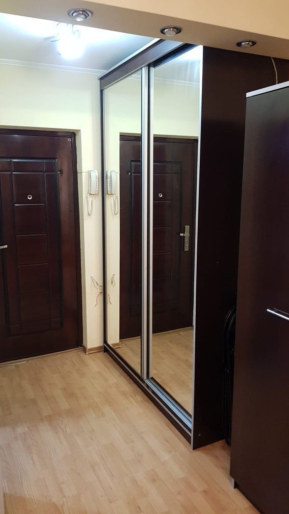 Garsonieră renovata, pet friendly, etaj 1, balcon, aproape metrou Titan - Poză 5