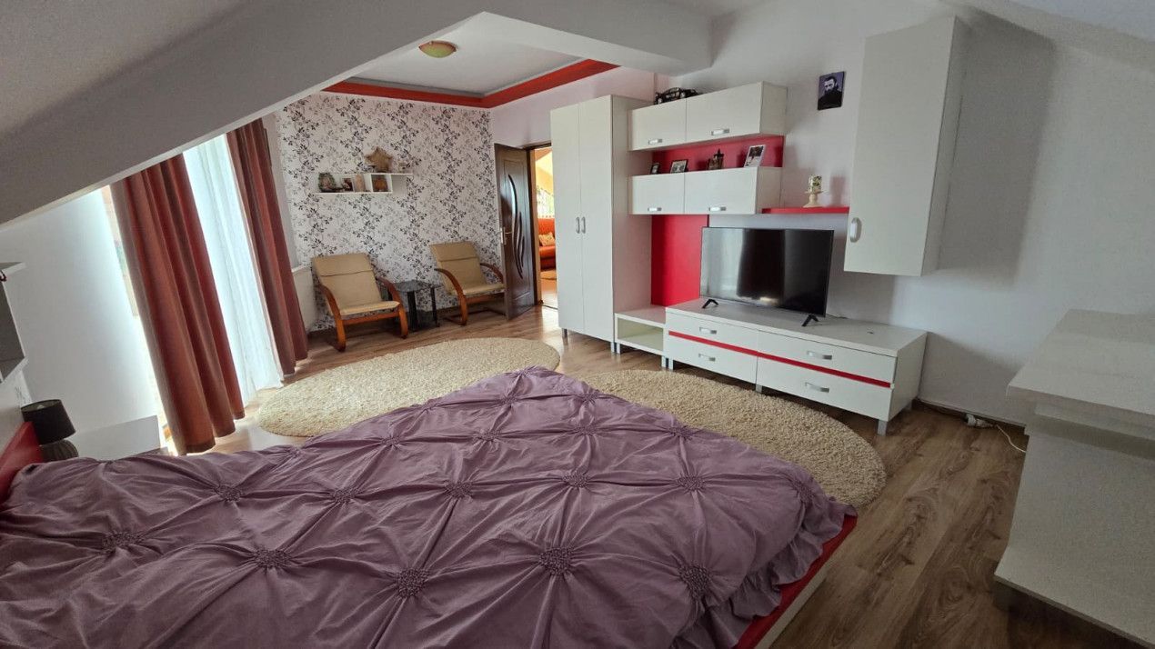 De Vânzare Casă Păuleștiului 9 ari teren - Poză 8