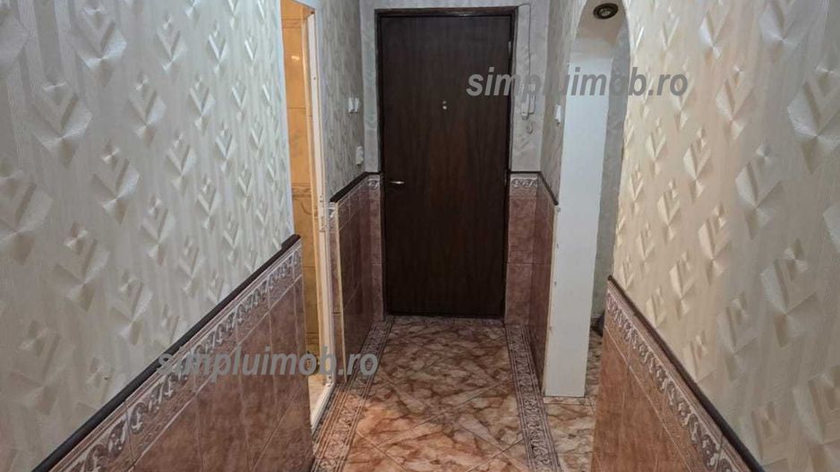 Decomandat 2 Camere, 1 Decembrie - Poză 2