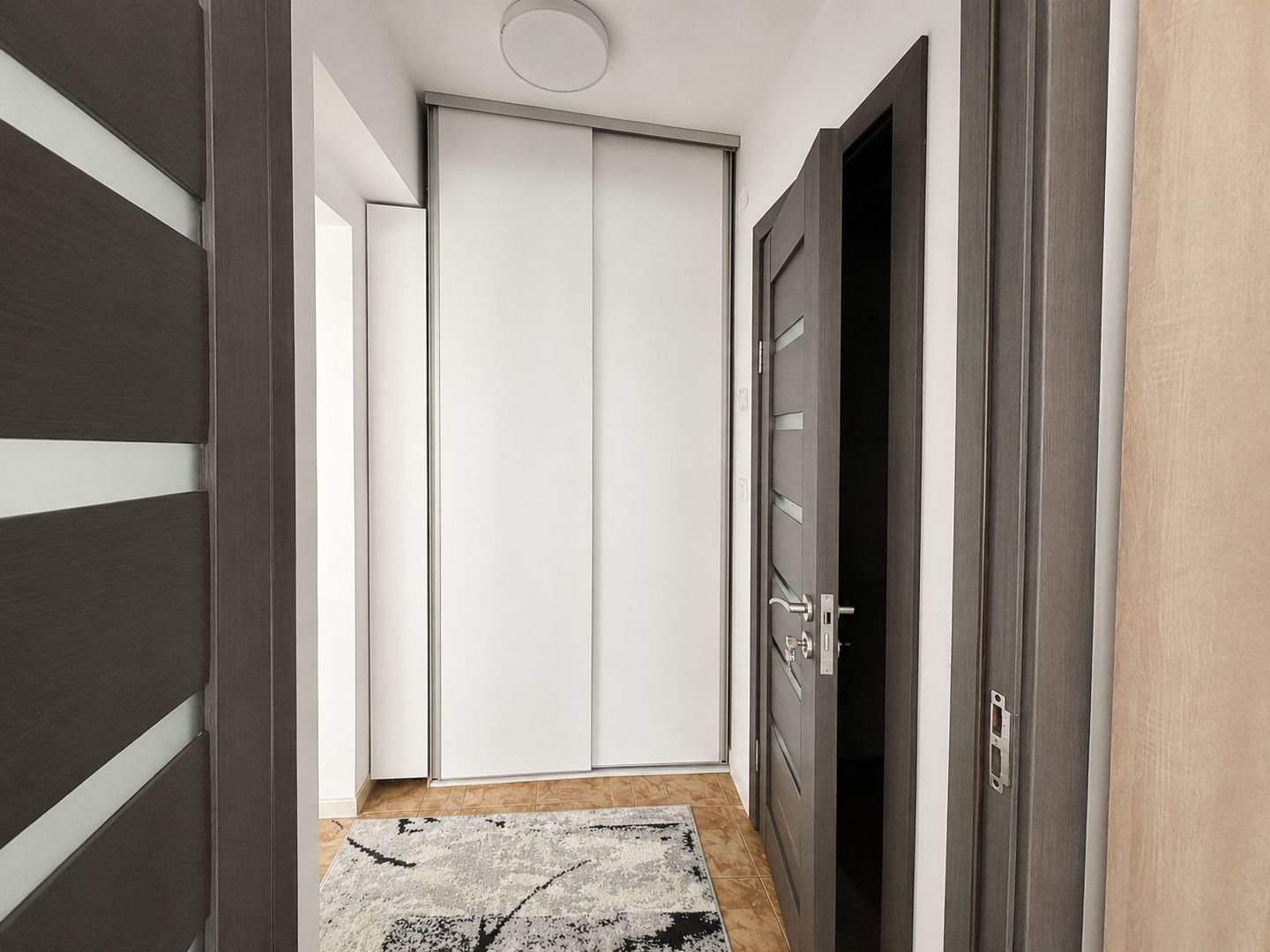 COMISION 0%, Apartament 2 Camere, Etaj 6, Lift, Renovat, Ultracentral - Poză 9