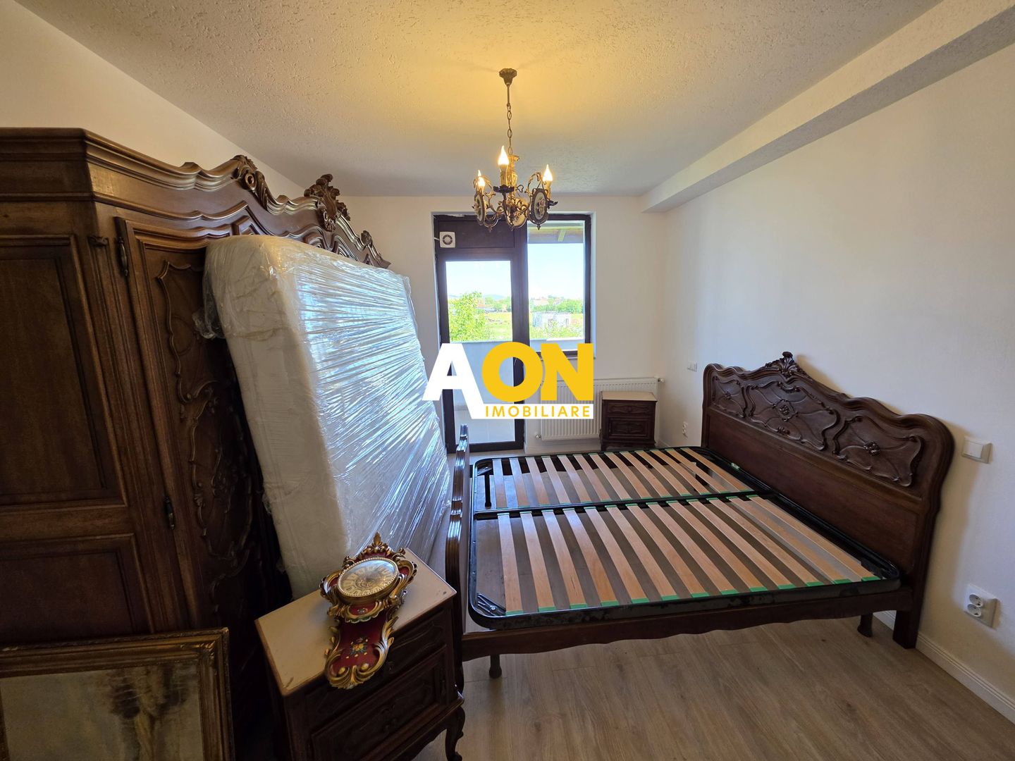 Apartament 5 camere, renovat, 68 mp utili + mansarda 52 mp,  Cetate - Poză 7