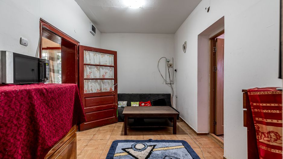 Casă cu teren 3.950 mp | Dorobanți | 63.500 € negociabil - Poză 8