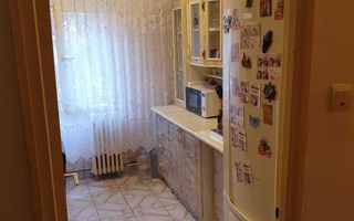 Apartament 2 camere semidecomandat 1/4 Craiovita Noua - Poză 6