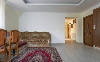 Casă / Vilă cu 6 camere de vânzare în zona Sagului - Poză 3