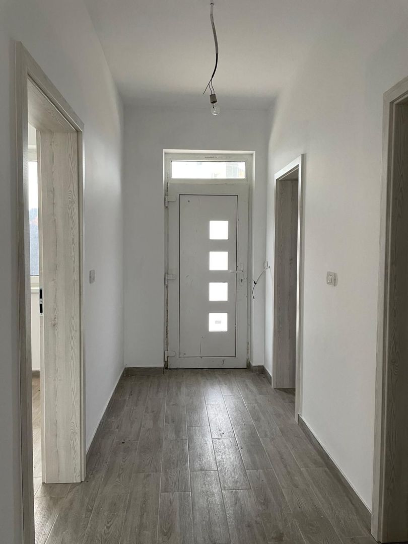 Duplex in  4 camere si 3 bai la cheie - Calea Urseni - Poză 15