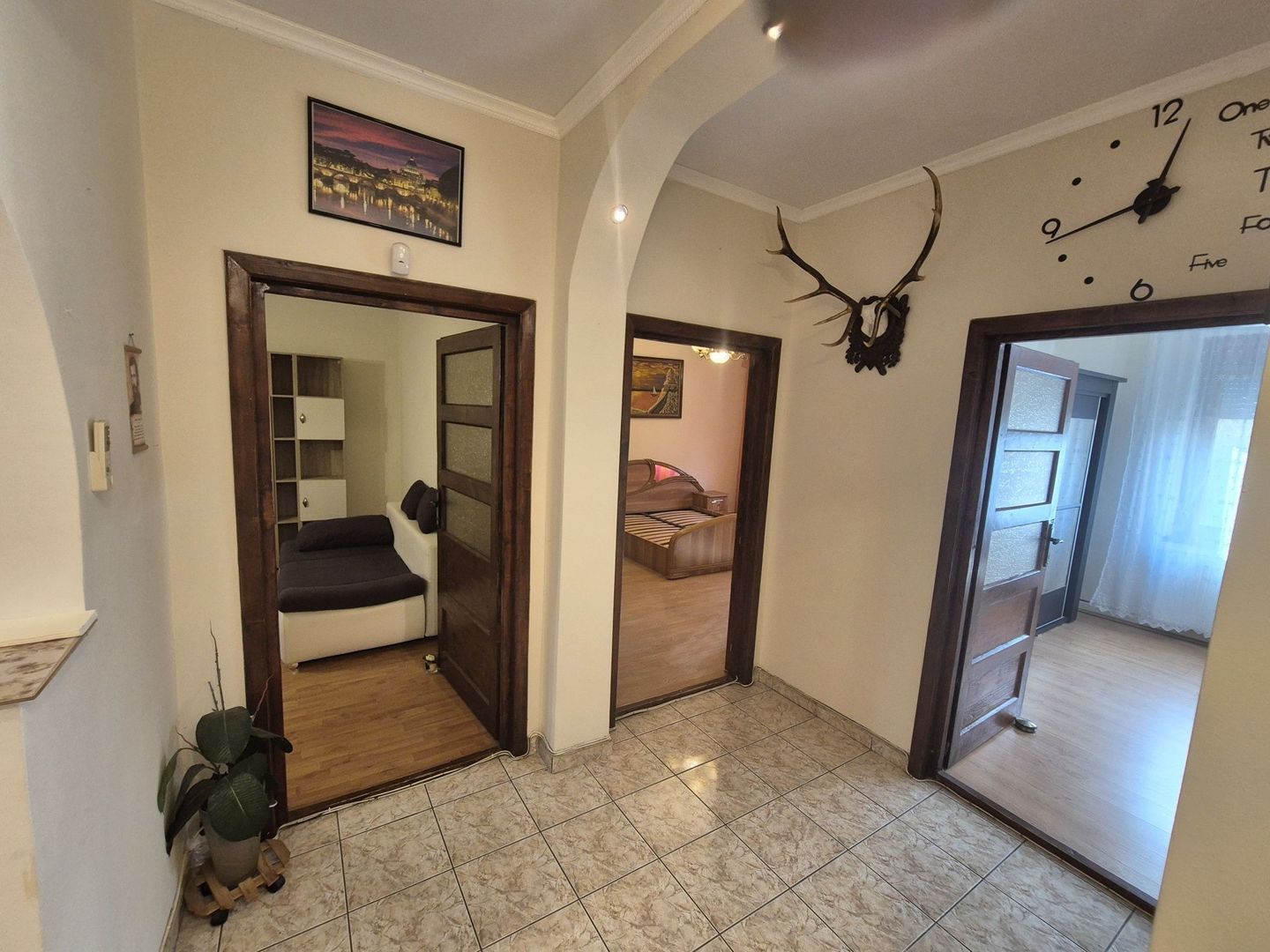 Calea Șagului | 3 Camere | 2 bai | Teren în proprietate 190 mp | Curte amenajat - Poză 4