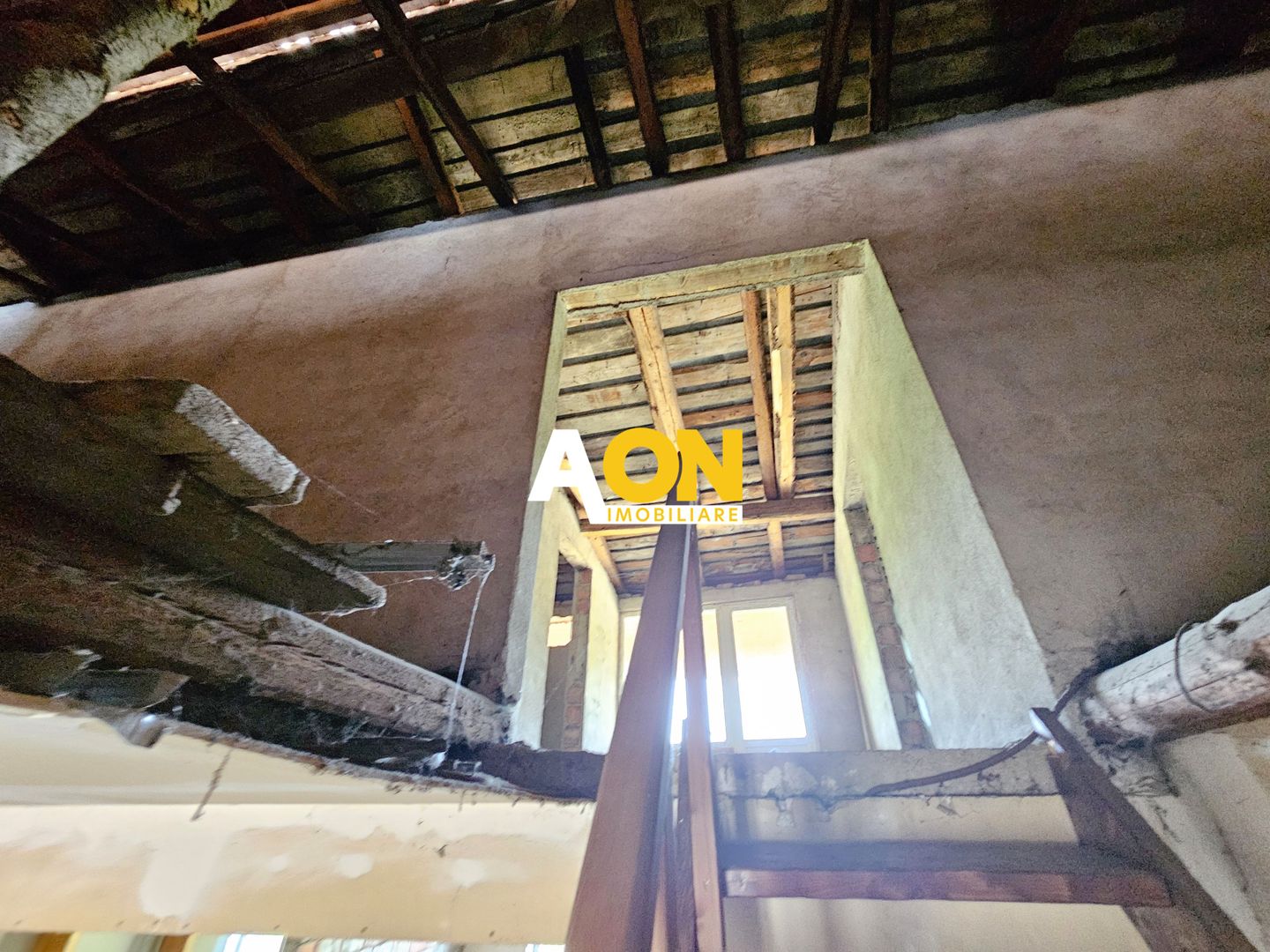 Proprietate cu potențial mixt – locuință și spațiu de lucru în Partoș - Poză 31