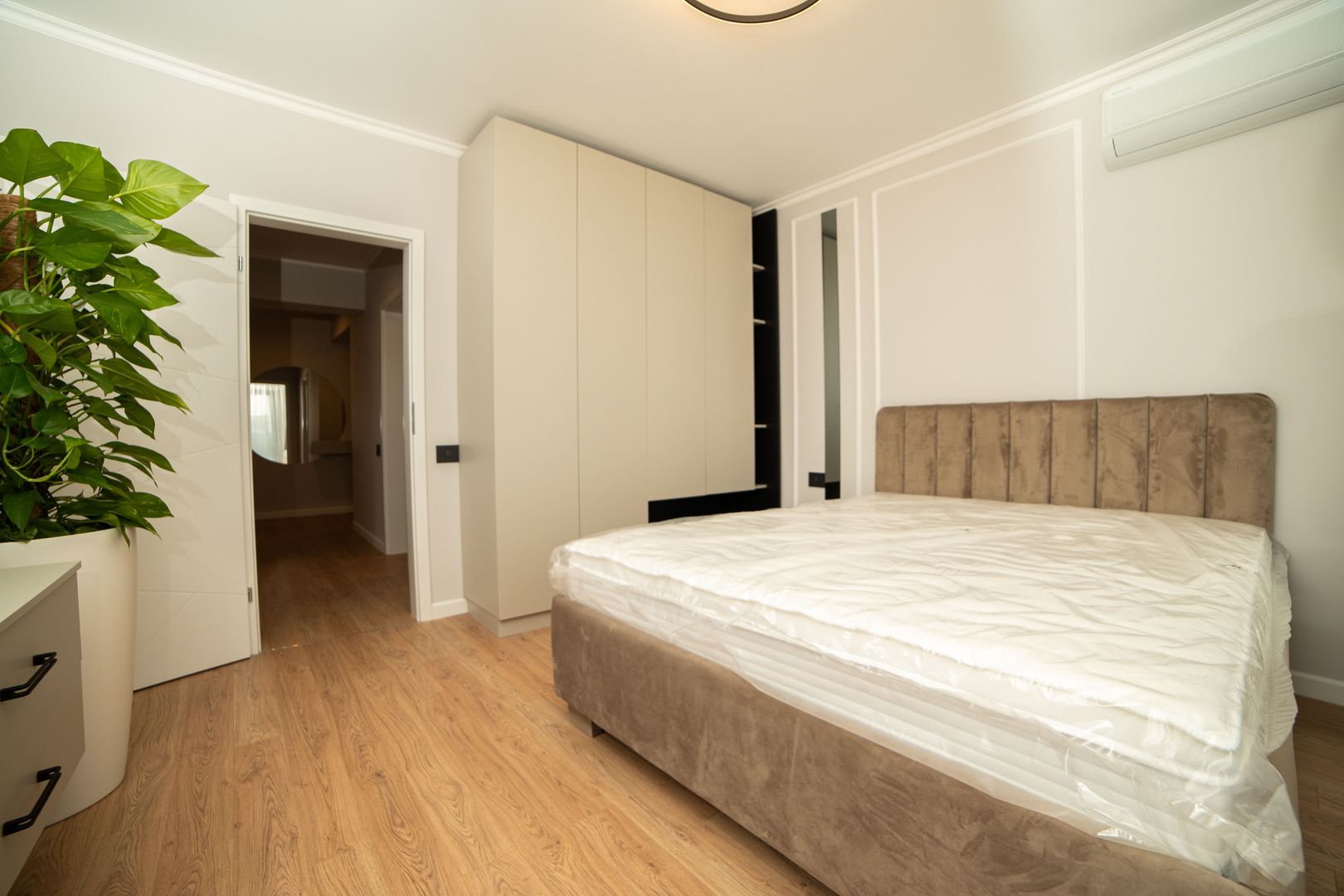 Penthouse 2 camere mobilat utilat panouri solare pompa caldura - Poză 15