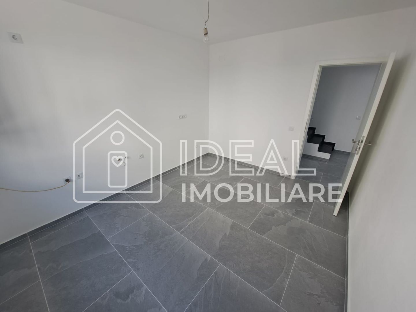 Casa Tip Duplex cu 4 camere, si gradina in Cartierul Arhitectilor - Poză 16