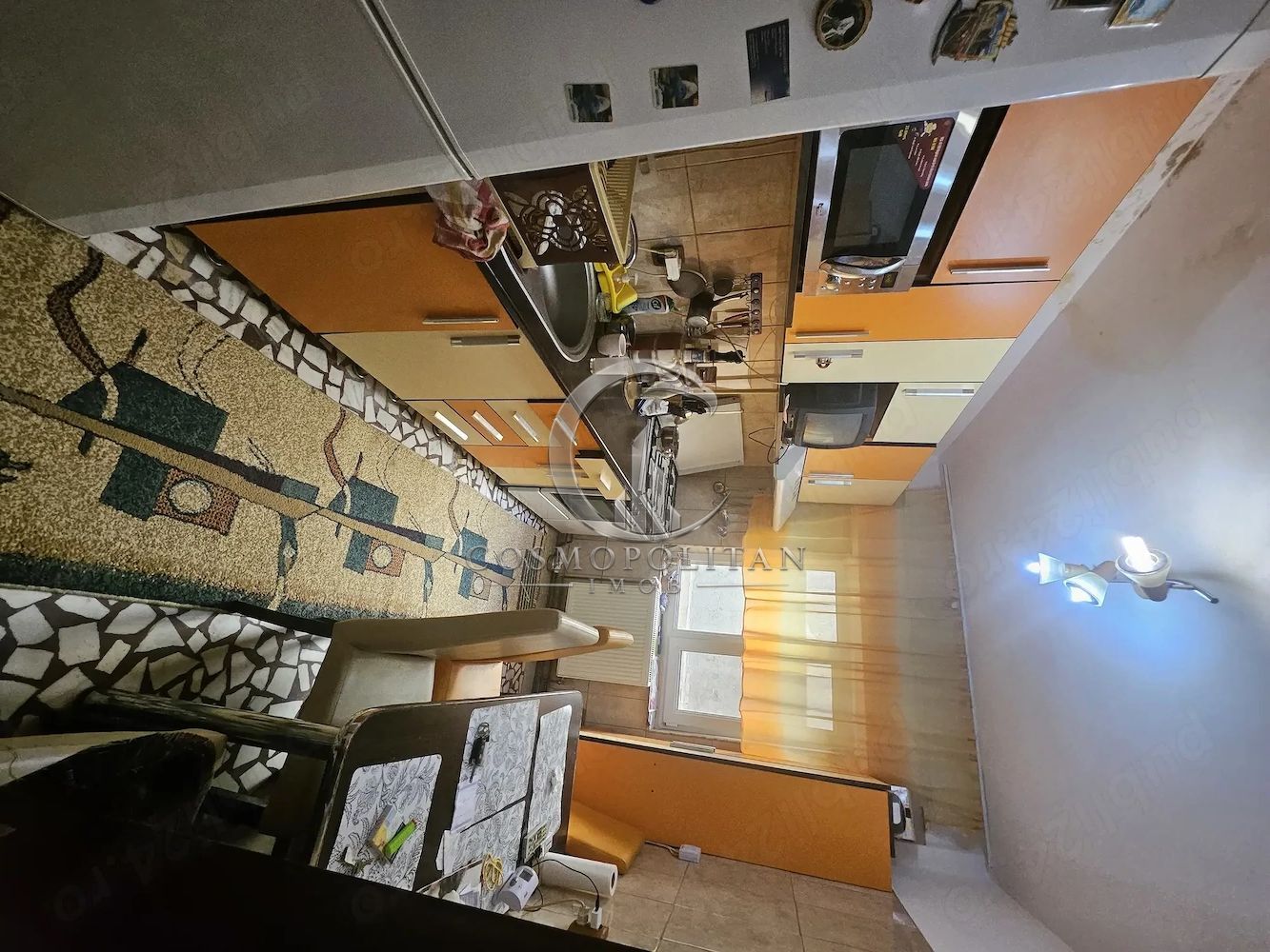 Apartament cu 3 camere zona Centru/Bazar ~ etaj 3 ~ cu imbunatatiri - Poză 2