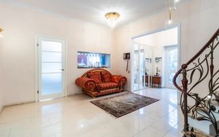 Chirie, casă, 3 nivele, 8 camere, str. Universității, Centru - Poză 21