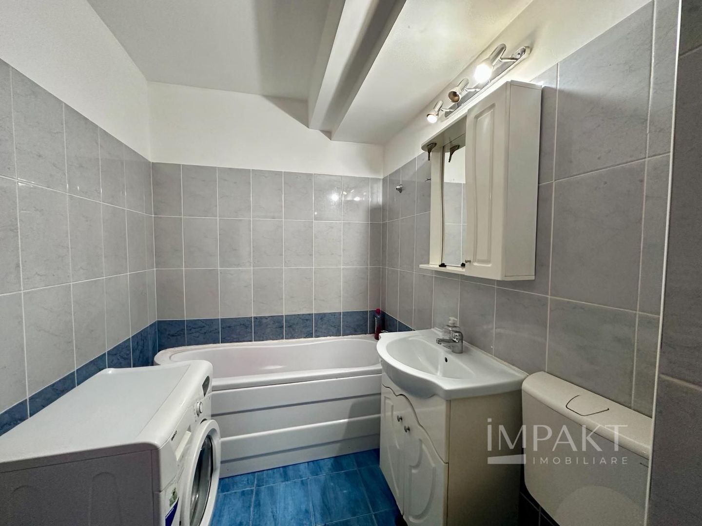 3 camere de inchiriat Floresti, 60 mp, 2 balcoane, parcare - Poză 3