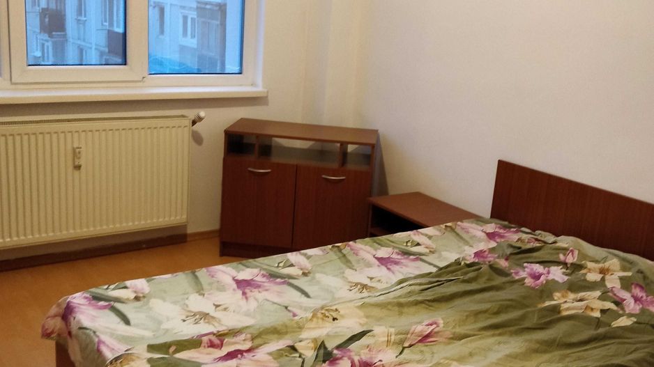 inchiriere apartament patru camere - Poză 3