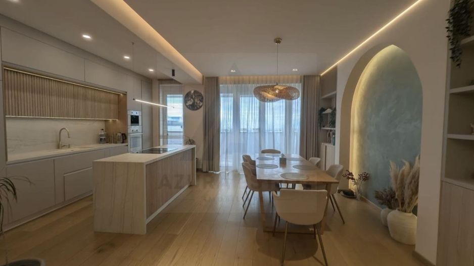 Penthouse 133 mp utili 4 camere 2 terase loc parcare in zona Centrala - Poză 1