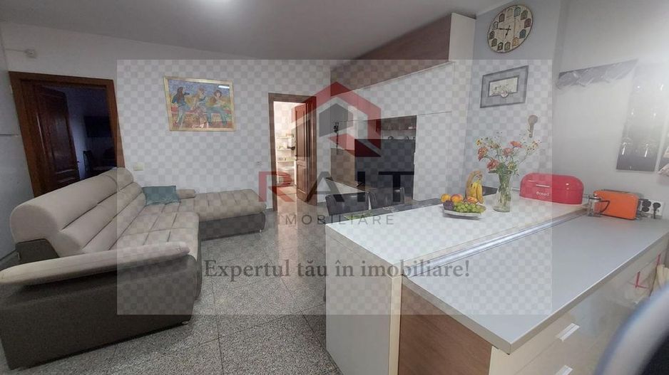 Apartament 2 camere, nedecomandat, Curtea de Argeș, 53 mp - Poză 4