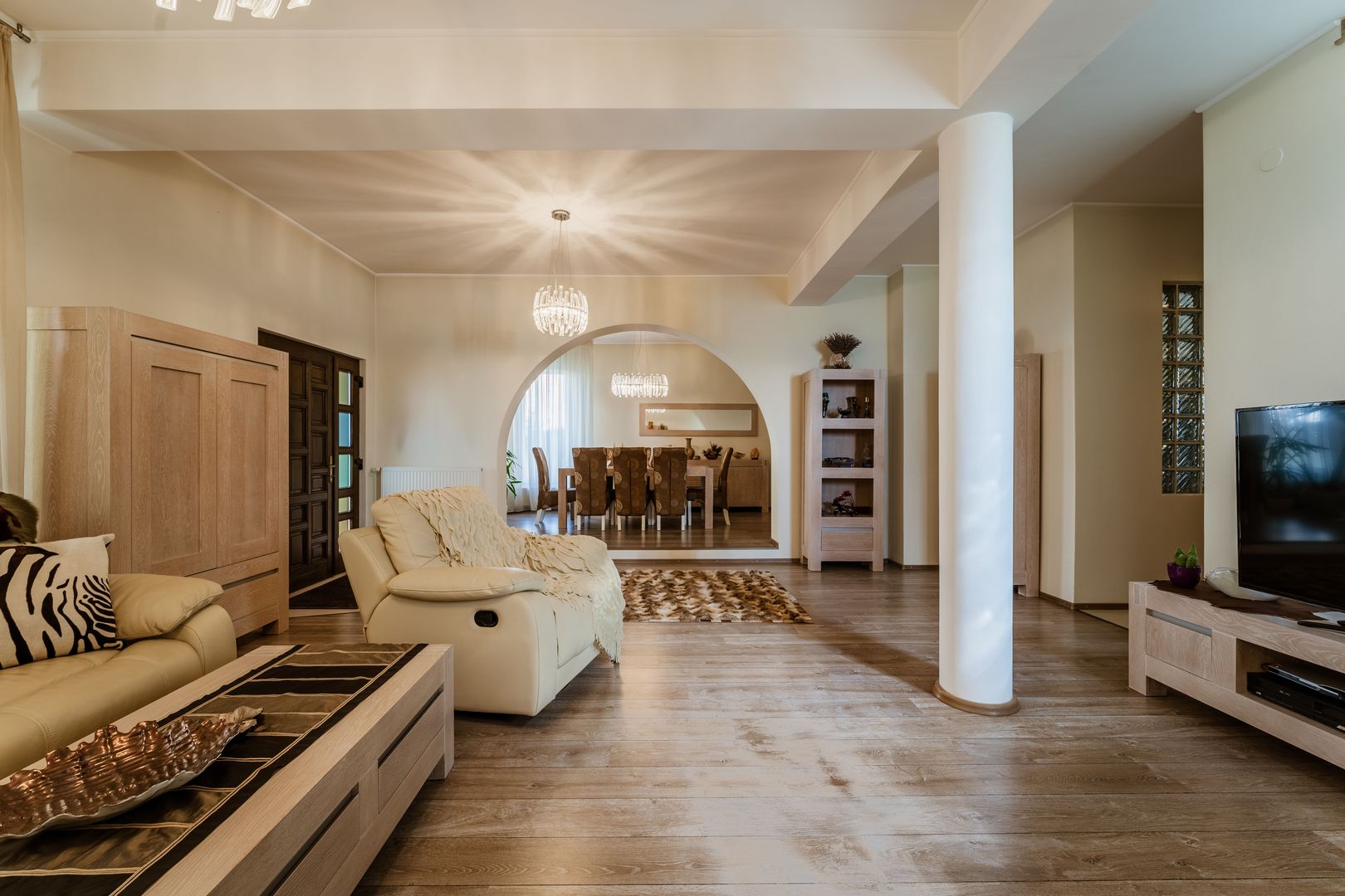 Casa ideală pentru familia ta,  zona Pârneava - Poză 4