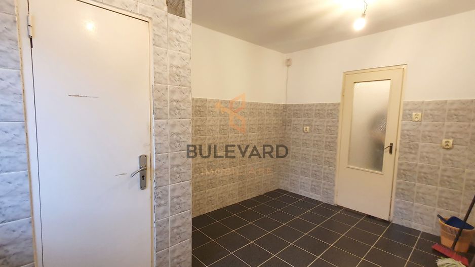 Apartament 3 camere decomandate +parcare, zona Bdl. N. Titulescu! - Poză 6