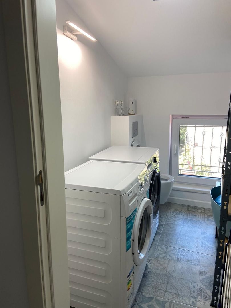 Apartament 4 camere | 3 dormitoare, 3 băi | Terasă 20 mp | parcare - Poză 13