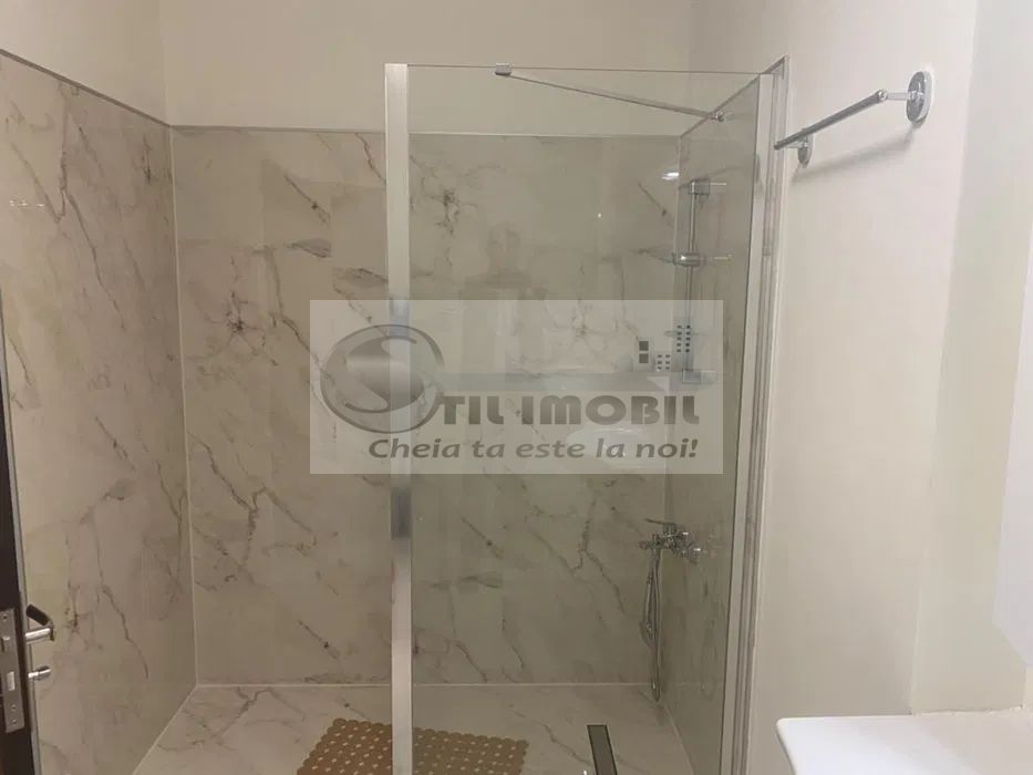 Apartament 4 Camere + Loc de parcare- Zona Tatarasi- 675 Euro - Poză 6