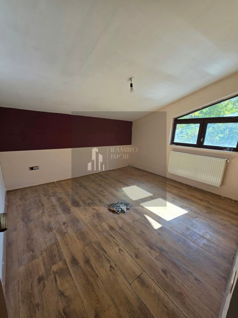 Casa individuala  Soseaua Fundeni Sector 2 Vedere Lac - Poză 10