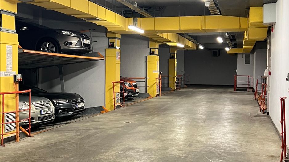 4 camere| terasă 40 mp| PIATA  VICTORIEI - Poză 13