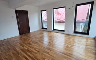 Vila complet finisata,  curte 200 mp,  sector 3, comision 0% - Poză 7