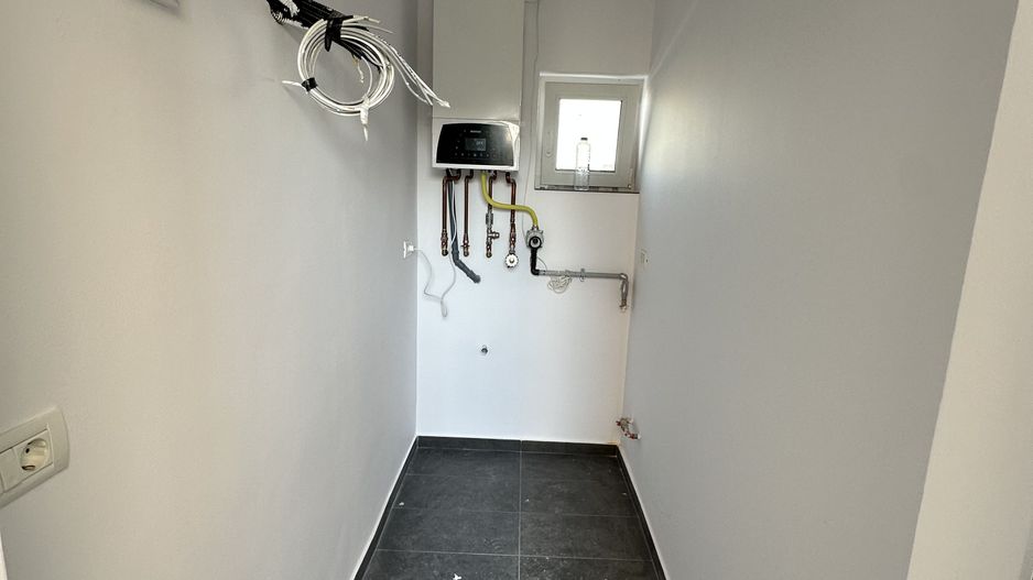 Duplex despartit prin spatiu tehnic - Poză 10