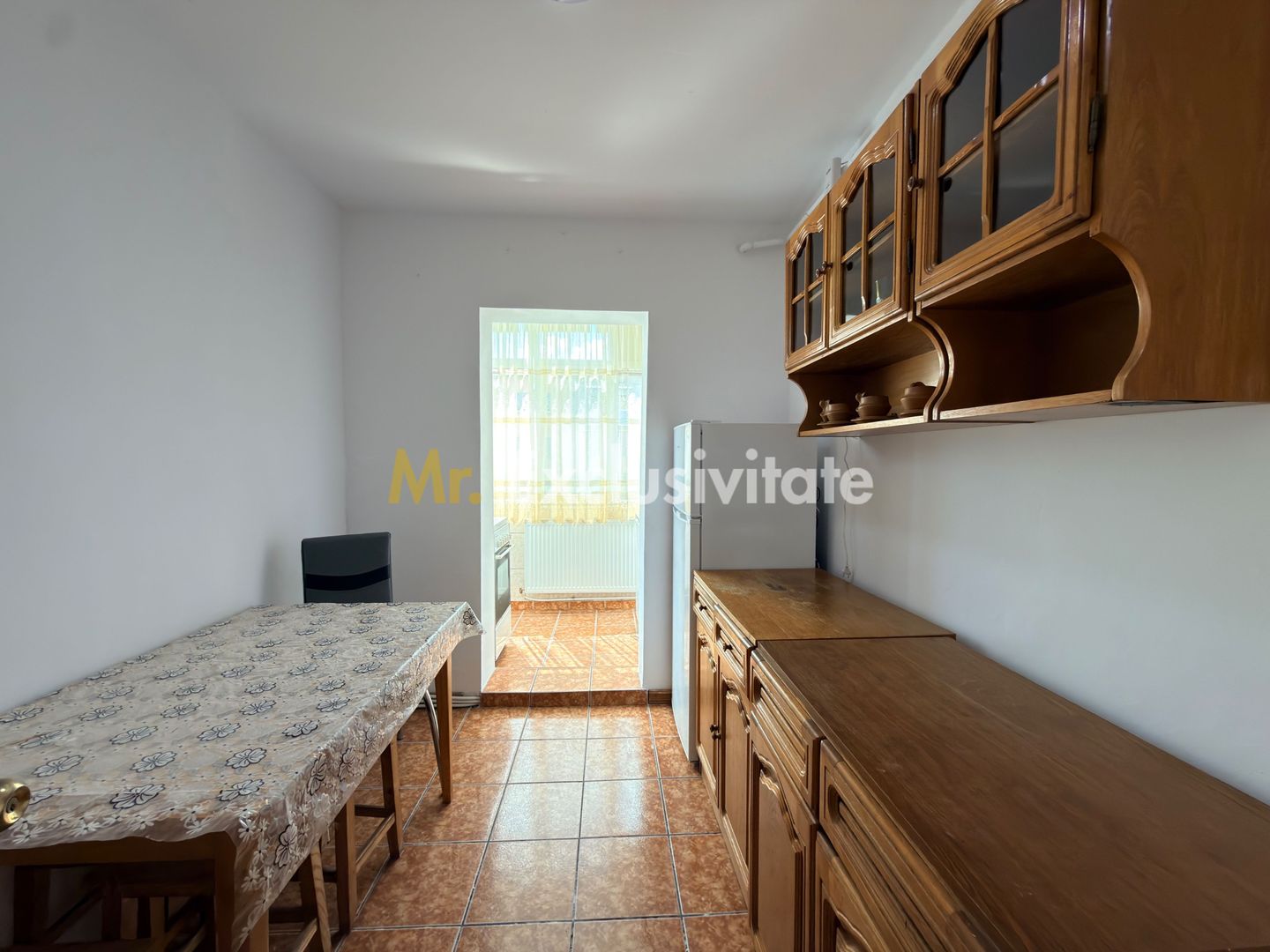 Apartament 3 camere etaj 3- Campulung-Zona Visoi! - Poză 3