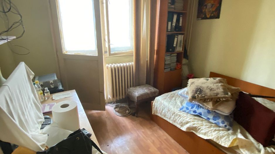 De Vanzare Apartament 3 Camere, Piata Rahova - Sebastian - Poză 2