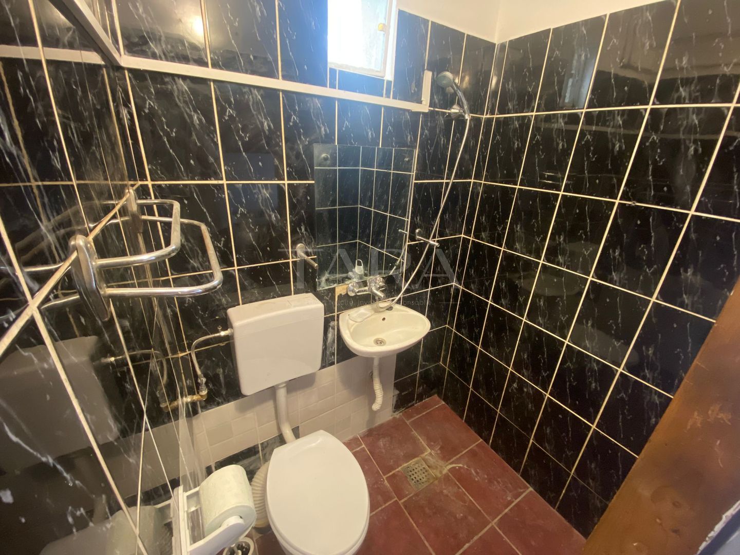 Apartament de vânzare în Piața Unirii, ideal pentru investiție! - Poză 5