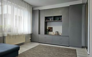 Oportunitate - Apartament cu trei camere in vila, zona Tractorul 70 mp - Poză 6