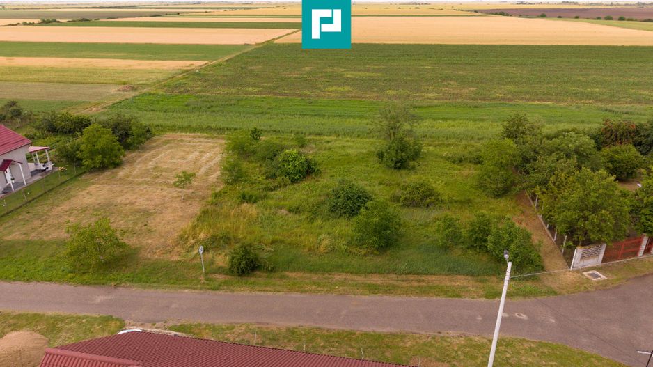 Teren intravilan de 596mp în Cicir, Vladimirescu - Poză 11
